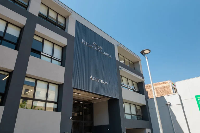 Colegio Pedro de Valdivia Agustinas